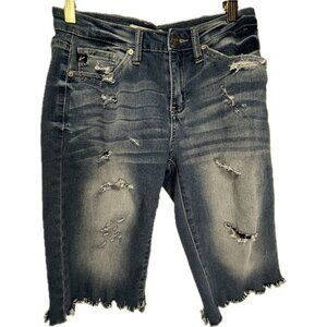 KanCan Womens Bermuda Frayed Shorts Distressed W/ Holes Size 5/26 Style: KC5020M